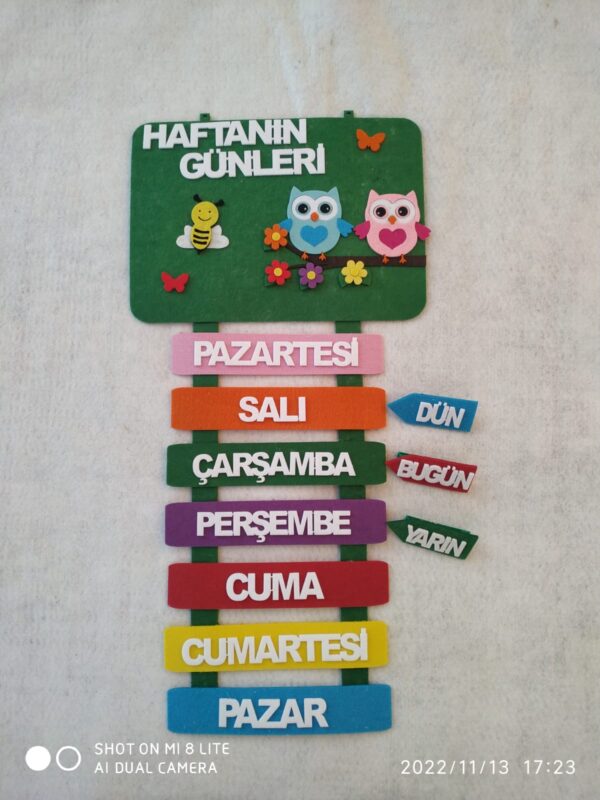 HAFTAN GÜNLERİ PANOSU YEŞİL